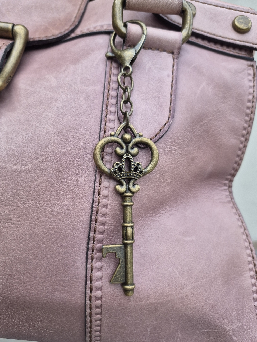 Fossil Vintage Leather Satchel Shoulder Bag - Picture 6 of 16